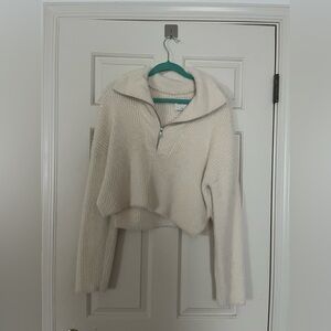 Abercrombie SUPER SOFT White Quarter Zip Pullover Sweater